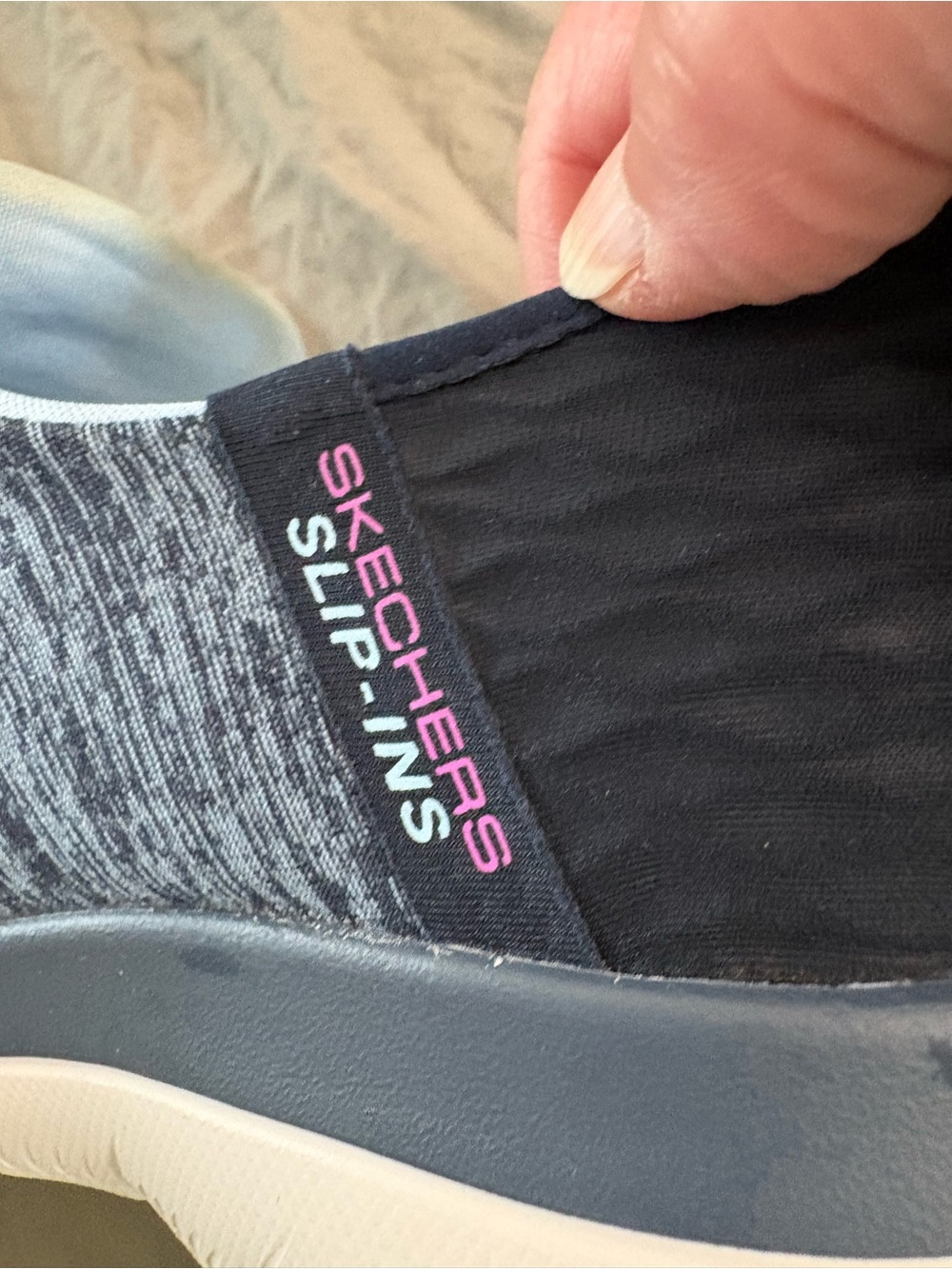 Skechers Slip-in Summits Dazzling Haze Sneaker. Size 7.5. - Picture 12 of 15